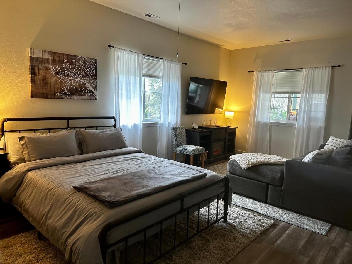 Sonia'S Guest Suite In Montesano-Gateway To Olympic National Park Exterior photo